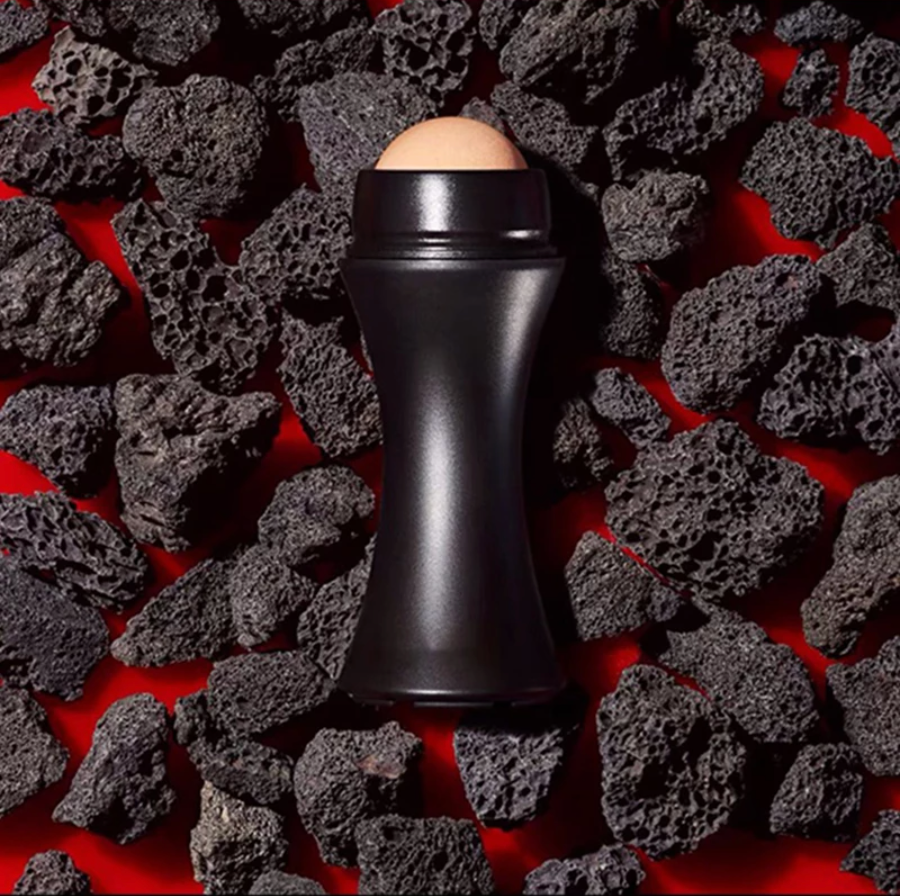 Oil volcanic absorbing roller